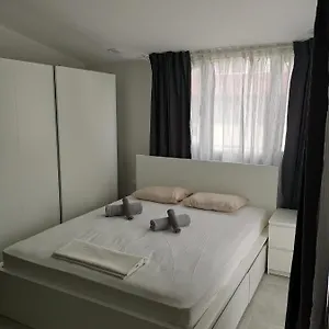 Skg Deluxe Apartment